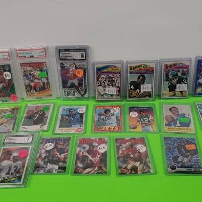 SPORTS CARDS